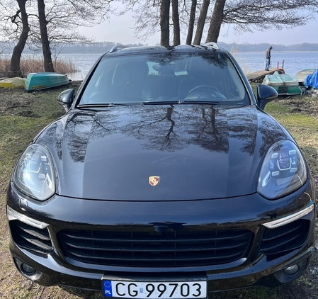 Porsche Cayenne cena 160000 przebieg: 190000, rok produkcji 2016 z Grudziądz małe 781